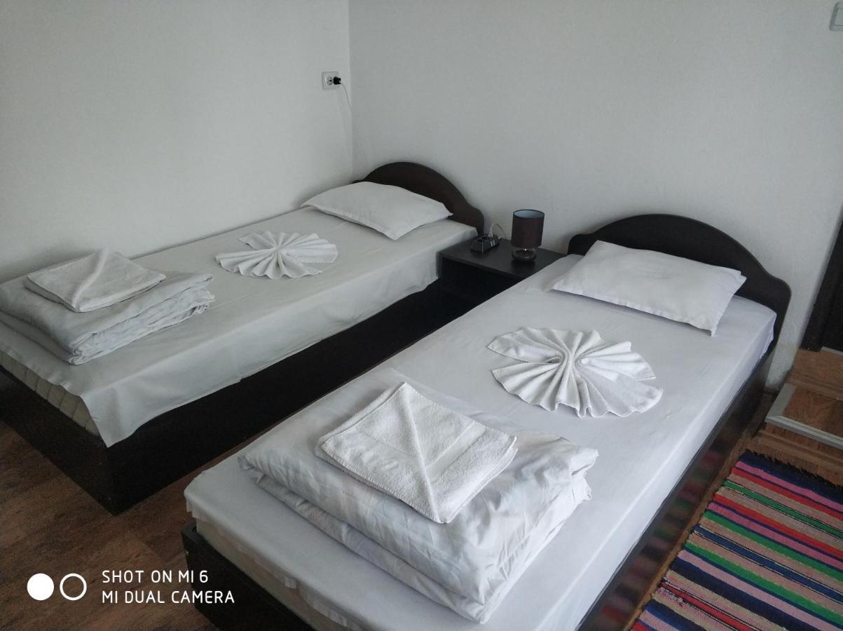 Отель Papanovata House Enina Экстерьер фото