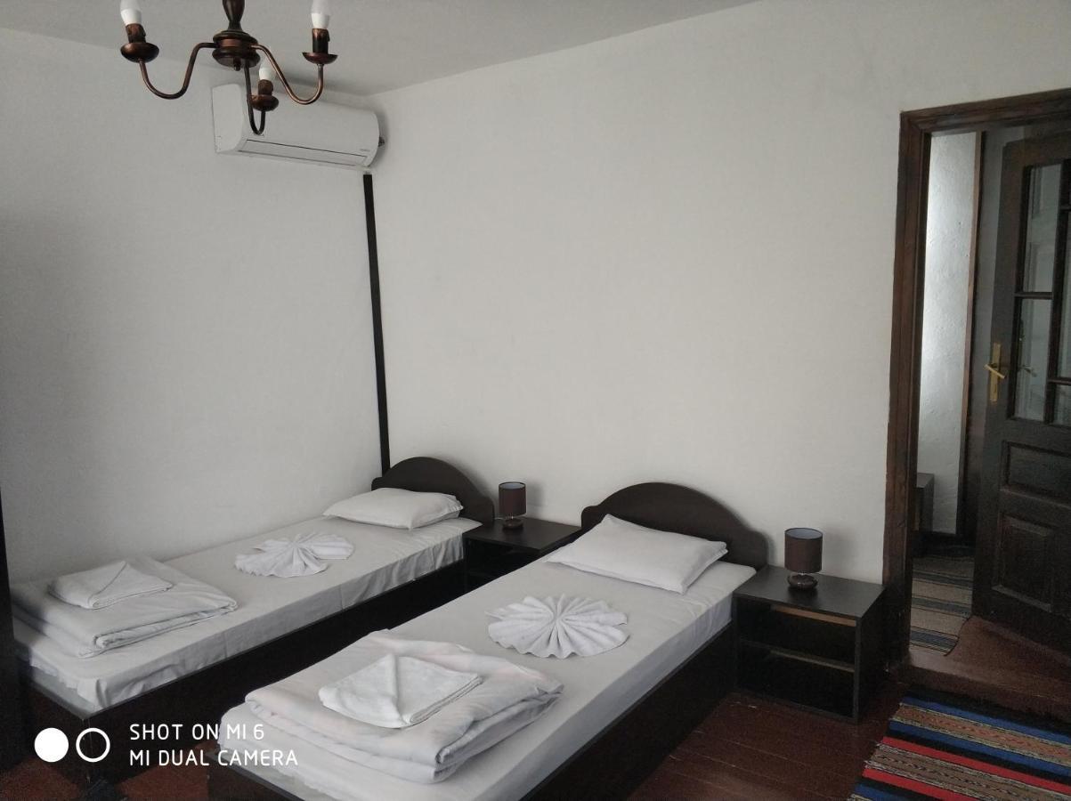 Отель Papanovata House Enina Экстерьер фото