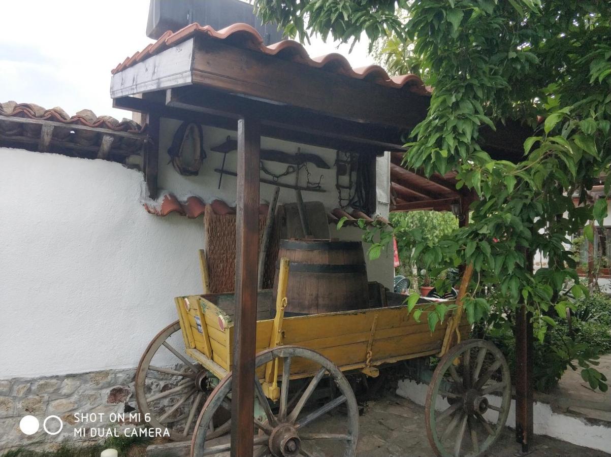 Отель Papanovata House Enina Экстерьер фото